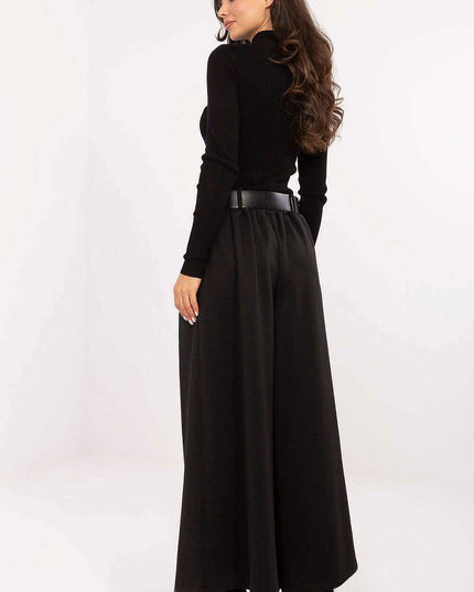 Women trousers model 220011