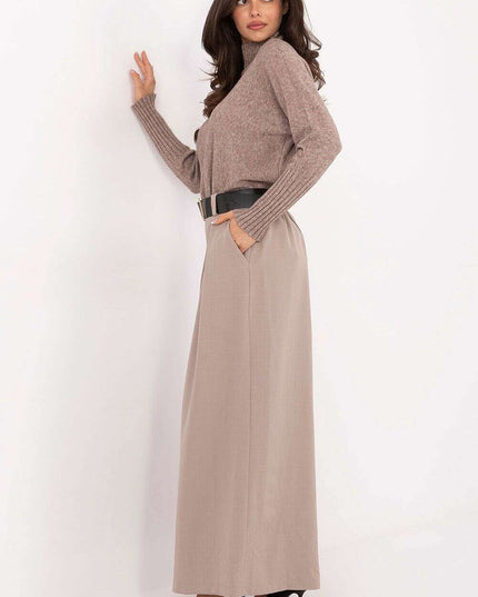 Women trousers model 220022