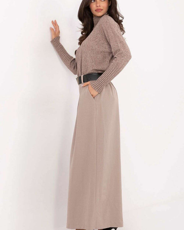 Women trousers model 220022