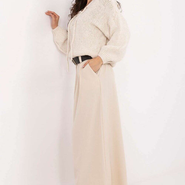 Women trousers model 220023