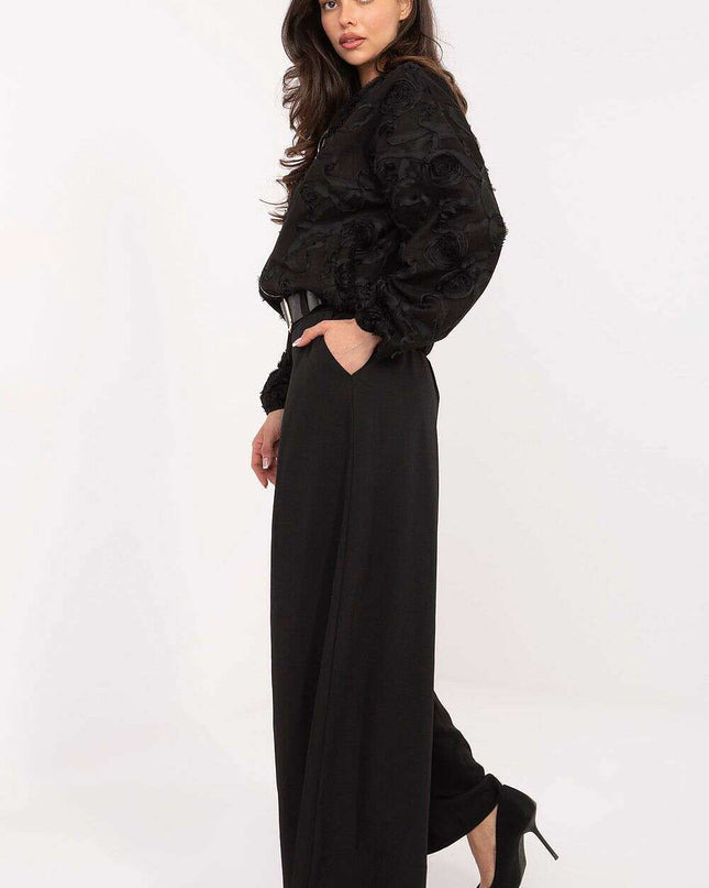 Women trousers model 220024