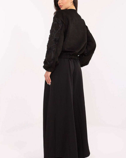 Women trousers model 220024