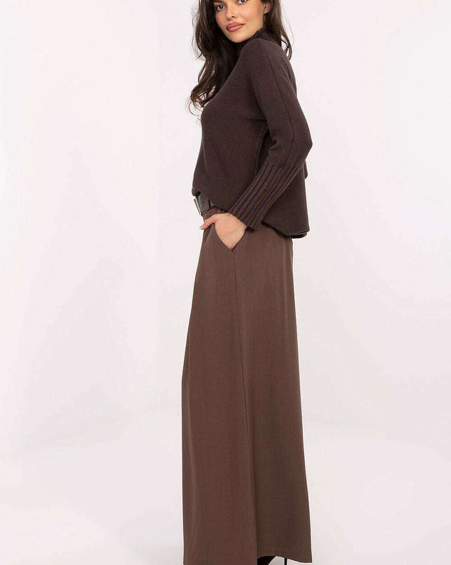 Women trousers model 220025
