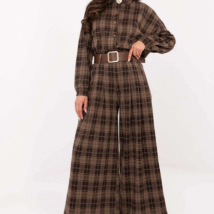 Women trousers model 220035