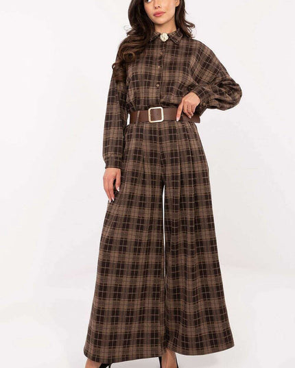 Women trousers model 220035