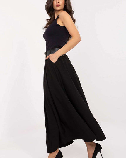 Long skirt model 220039