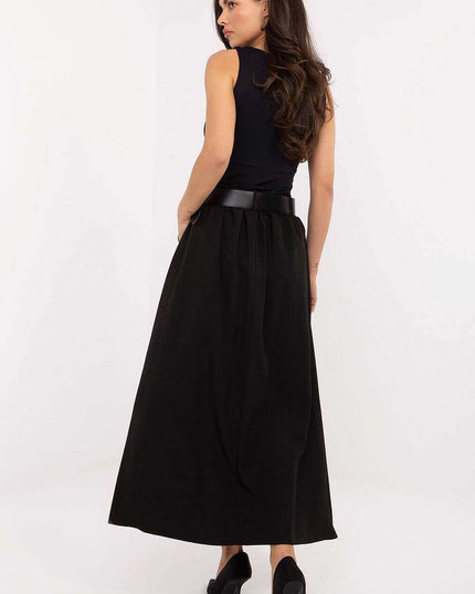 Long skirt model 220039