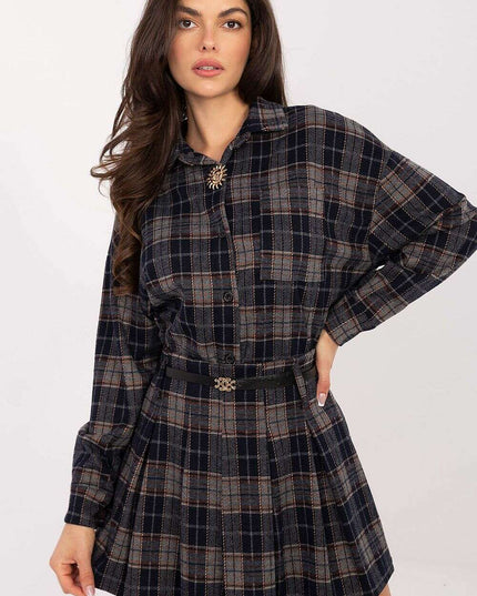 Short skirt model 220043