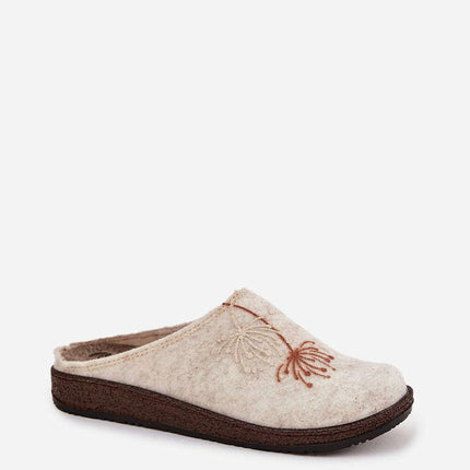 Slippers model 220065