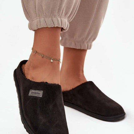 Slippers model 220070