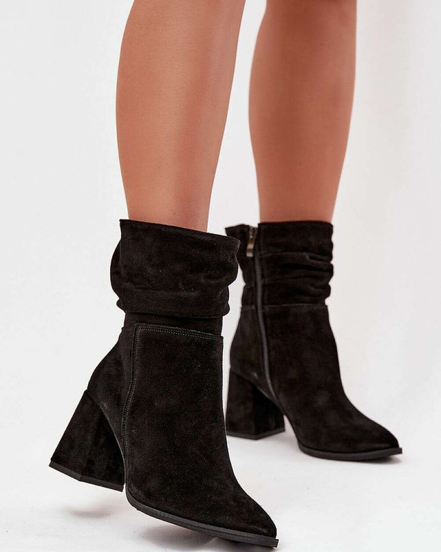 Heel boots model 220193