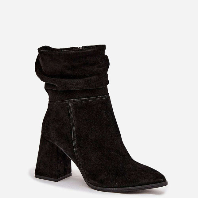 Heel boots model 220193