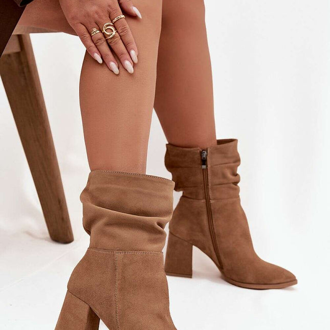Heel boots model 220195