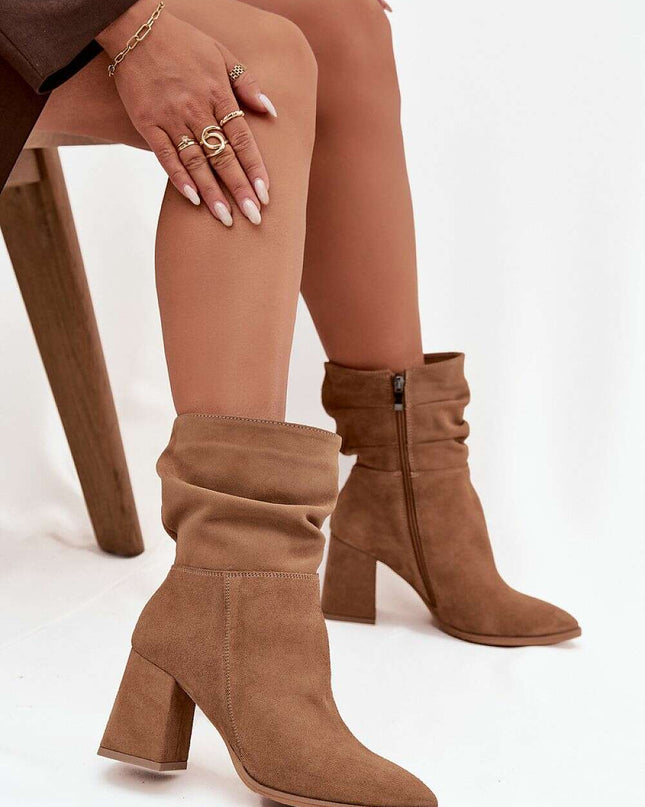 Heel boots model 220195