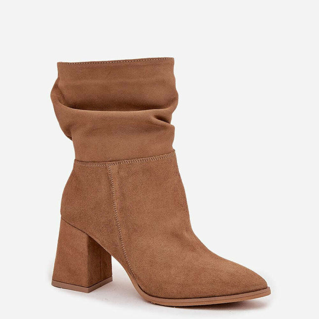 Heel boots model 220195