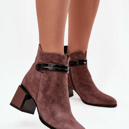 Heel boots model 220198