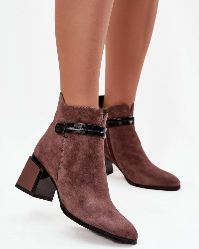 Heel boots model 220198