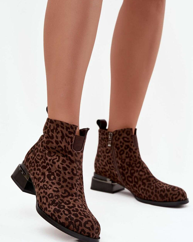 Heel boots model 220201