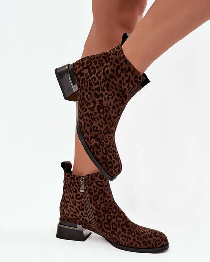 Heel boots model 220201