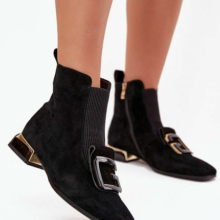 Heel boots model 220202