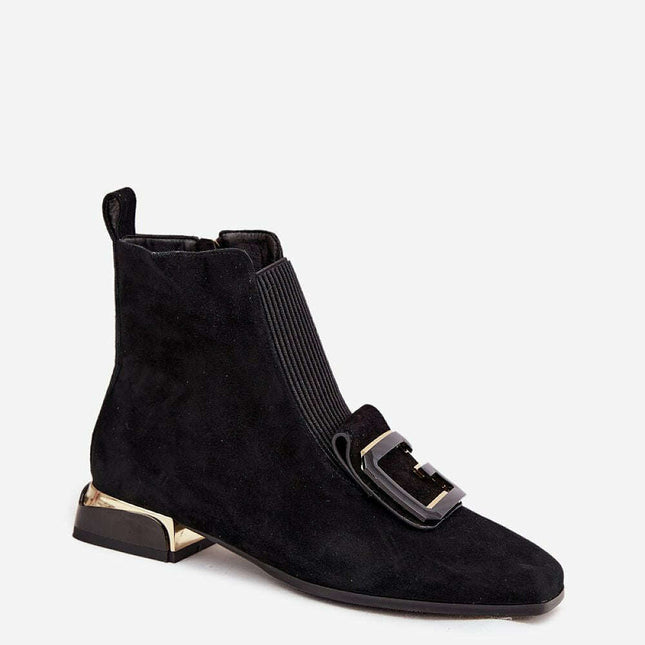 Heel boots model 220202