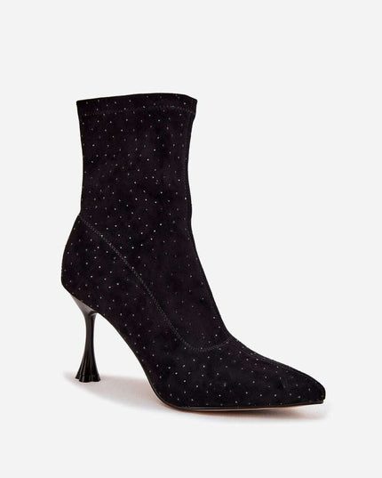 Heel boots model 220204