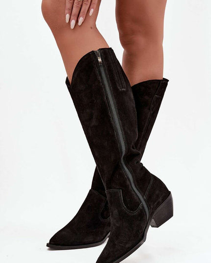 Heel boots model 220210
