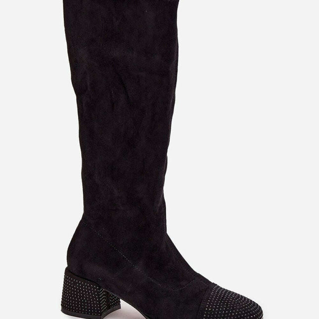 Heel boots model 220220