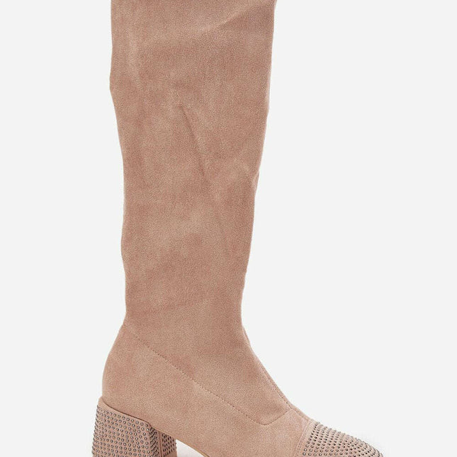 Heel boots model 220221