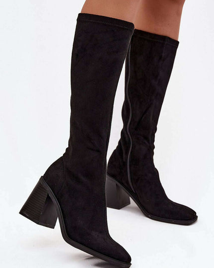 Heel boots model 220222