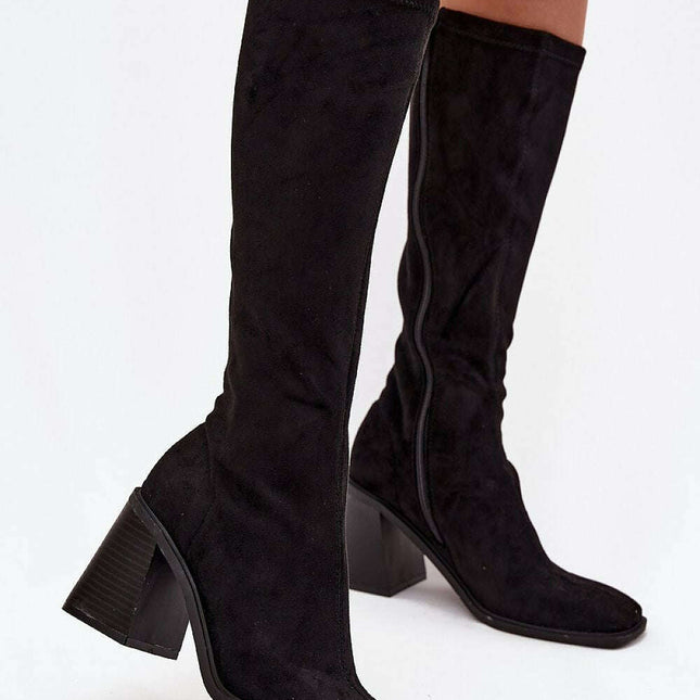 Heel boots model 220222