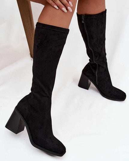 Heel boots model 220222
