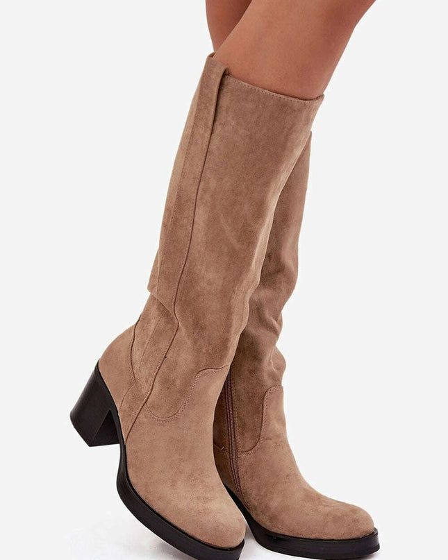 Heel boots model 220225