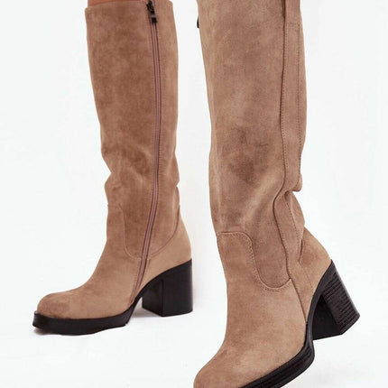 Heel boots model 220225