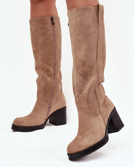 Heel boots model 220225
