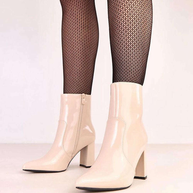 Heel boots model 220250