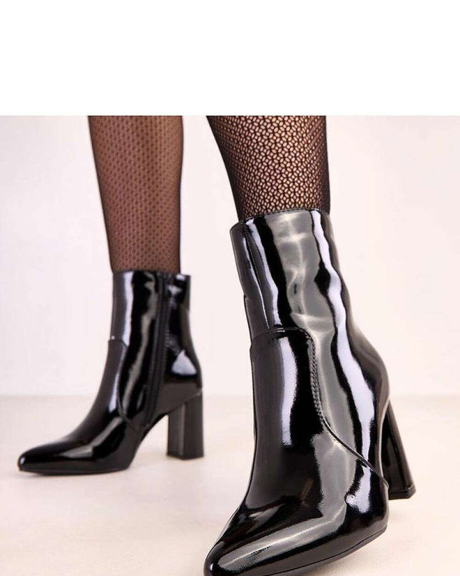 Heel boots model 220251