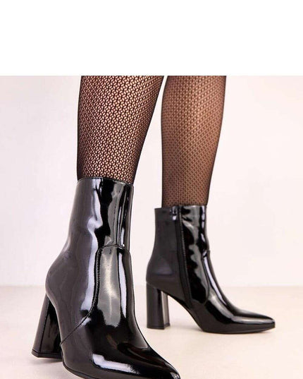 Heel boots model 220251