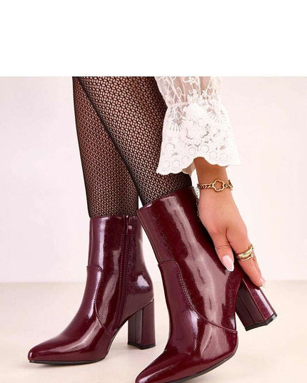 Heel boots model 220253