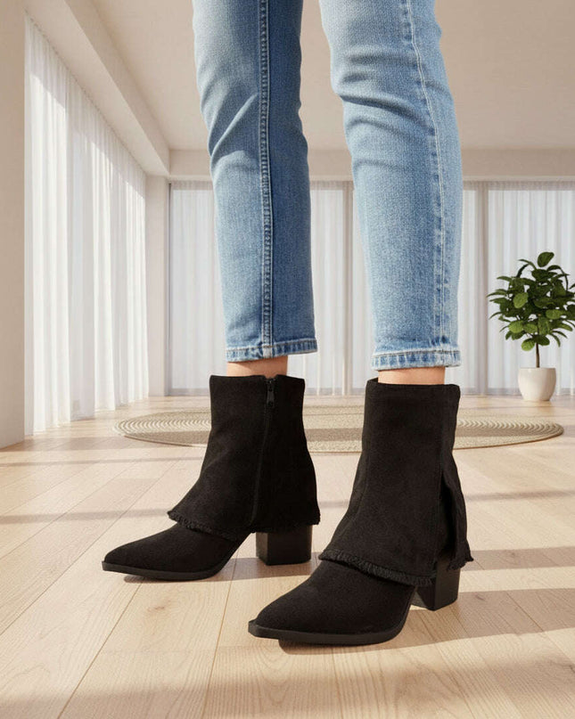 Heel boots model 220268