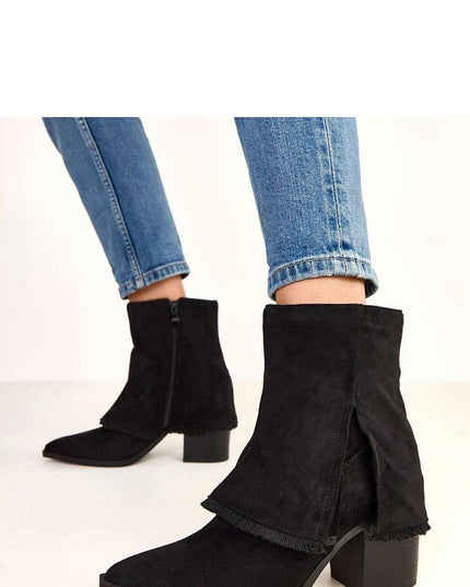 Heel boots model 220268