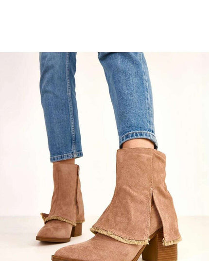 Heel boots model 220271