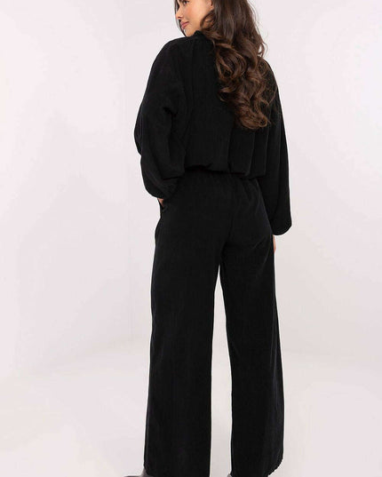 Women trousers model 220280