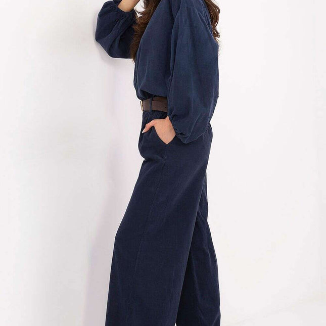 Women trousers model 220281