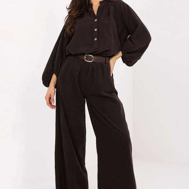 Women trousers model 220282