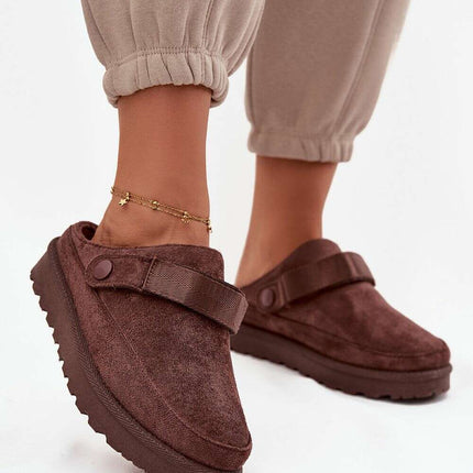 Slippers model 220535
