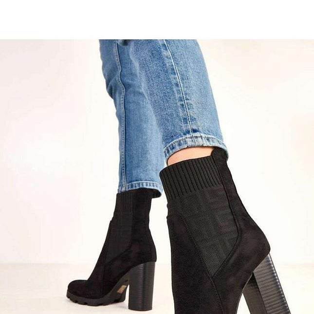 Heel boots model 220579