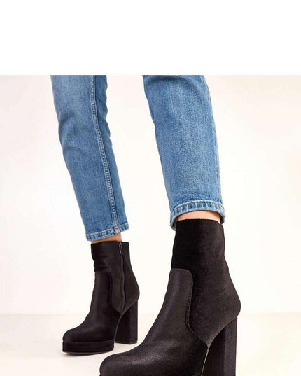 Heel boots model 220580
