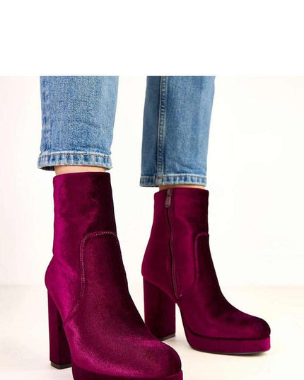 Heel boots model 220580