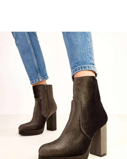 Heel boots model 220580